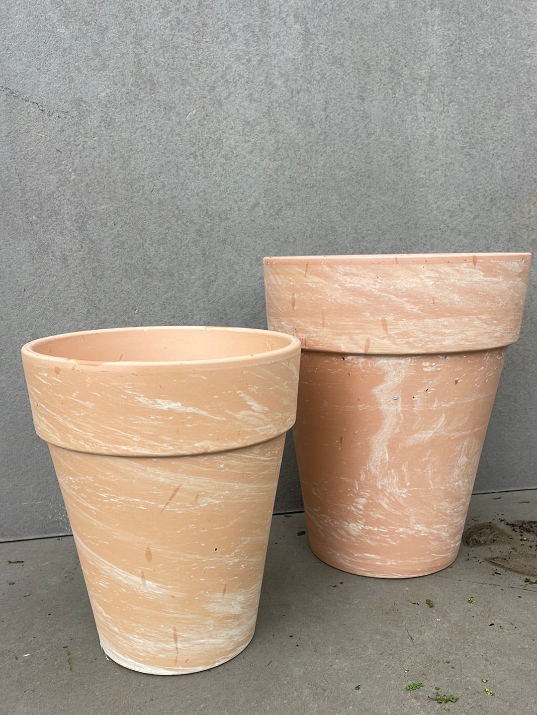 כד טרקוטה קונוס